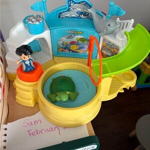 Little people aquarium